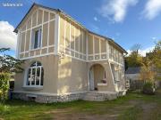 Charmante maison ancienne rénovée à deux pas du centre...