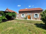 Charmante maison avec jardin et grange centre bourg