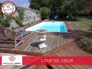 Charmante maison, chaleureuse, avec un extérieur...