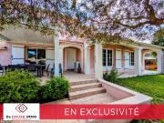 Charmante Maison de 4 Pièces Avec Jardin Paysager,...