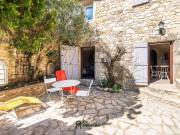 Charmante maison de village avec cour et terrasse