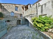 Charmante maison de village avec cour et terrasses