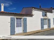 Charmante maison en pierre 170 m², 4 chambres FERRIERES 17