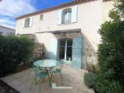 Charmante maison en pierre de 2 chambres dans le village...