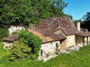 Charmante maison en pierre, garage et dépendances sur...