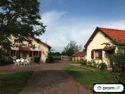 Charmante propriété avec piscine et gîte à Mercy