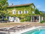 Charmante propriété du 19ème siècle au calme absolu