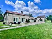 Charmante propriété en pierre avec deux maisons et piscine a