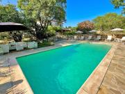 CHARMANTE PROVENCALE, PISCINE ET GRAND TERRAIN