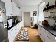 Charmante, provisionsfreie und neu renovierte 2 Zimmer...