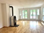 Charmante, ruhige 2 Zimmerwohnung inkl. Balkon und PKW...