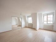 Charmante ruhige DG Wohnung mit Gemeinschaftsgarten