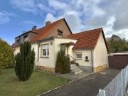 Charmante Sanierungsbedürftige Doppelhaushälfte mit... Charmante Sanierungsbedürftige Doppelhaushälfte mit...