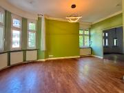 Charmante Stil Altbauwohnung – Exklusives Wohnen in...