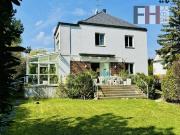 Charmante Villa mit 5 Zimmern, Ruhelage, schöner Garten...