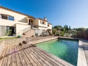 Charmante villa provençale avec vue, piscine et appartement