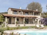 Charmante villa rénovée 238m² Grasse