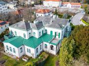 Charmante Villen Wohnung mit Terrasse