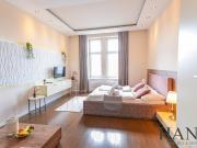 Charmante vollmöblierte Wohnung mit Lift!