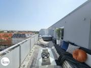 Charmante, vollrenovierte 4 Zimmer DG Wohnung mit 2...