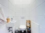 Charmanter Altbau mit Terrasse erstrahlt im neuen Glanz!