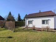 Charmanter Bungalow mit Kamin, großem Grundstück und...