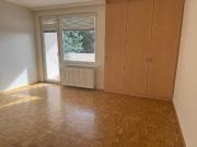 Charmantes Appartement mit Balkon und Garten in... Charmantes Appartement mit Balkon und Garten in...