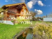 Charmantes Eigenheim mit Pool und stilvollen Details