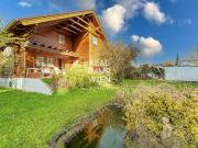 Charmantes Eigenheim mit Pool und stilvollen Details