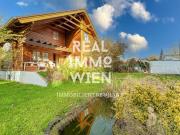 Charmantes Eigenheim mit Pool und stilvollen Details