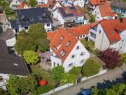 Charmantes Ein /Zweifamilien Haus mit Gartenoase