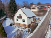 Charmantes Einfamilienhaus mit Garten und Balkon in...
