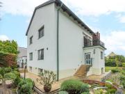 Charmantes Einfamilienhaus mit großem Garten, Pool & Top...