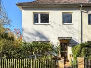 Charmantes Endreihenhaus mit großem Grundstück in...