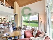 Charmantes Familienanwesen mit freiem Blick in grüner...