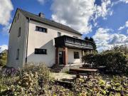 Charmantes Familiendomizil mit Garten