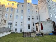 CHARMANTES & GEPFLEGTES ZINSHAUS IM ALLEINEIGENTUM IN...