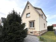 Charmantes Häuschen mit tollem Grundstück!