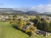 Charmantes Massivhaus mit rund 2.000 m² Baugrund in...