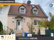 Charmantes Mehrfamilienhaus mit Solaranlage in...