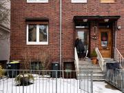 Charmantes Reihenendhaus mit modernem Komfort und...