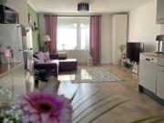 Topsaniertes Stadthaus mit Terrasse und Garage in...