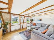 Charmantes und kernsaniertes Haus mit vielseitigen...