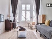 Charmantes Zimmer zur Miete in einer Wohnung mit 7...