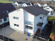 charmantes Zweifamilienhaus Entspanntes Wohnen im Herzen...