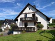 Charmantes Zweifamilienhaus in begehrter Höhenlage von...