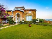 CHARME E EXCLUSIVIDADE DESTA CASA ALTO PADRÃO NA...