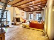 Charm and character | dreamo. Ch