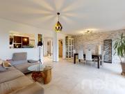 Charme, Raum und Ruhe? Hervorragende 4,5 Zimmer Wohnung...