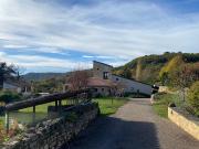 Charme, sérénité verdure assurés dans cette très belle...